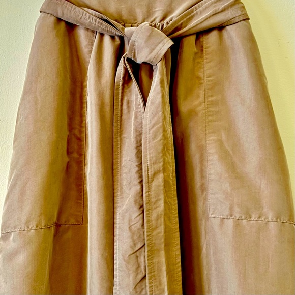 a new day Dresses & Skirts - •SOLD•| a new day| Tan Belted Midi Skirt w/ Pockets Size US M